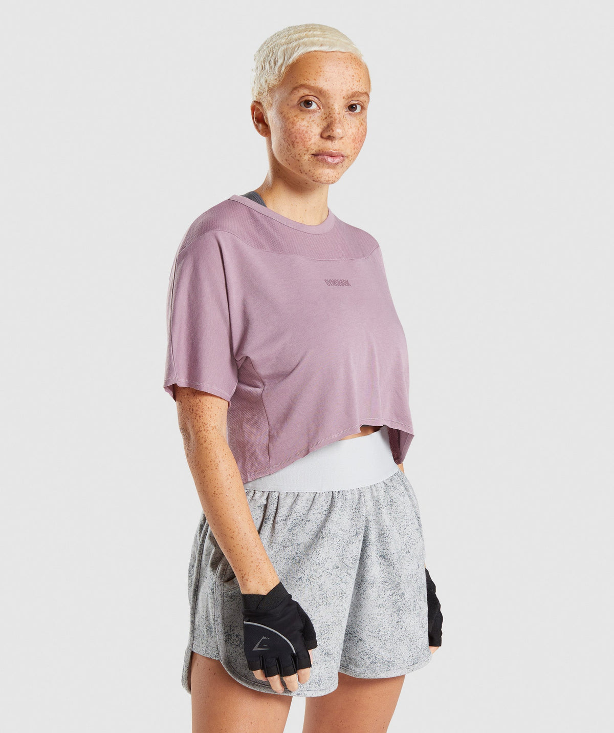 gymshark-chalk-crop-top-purple