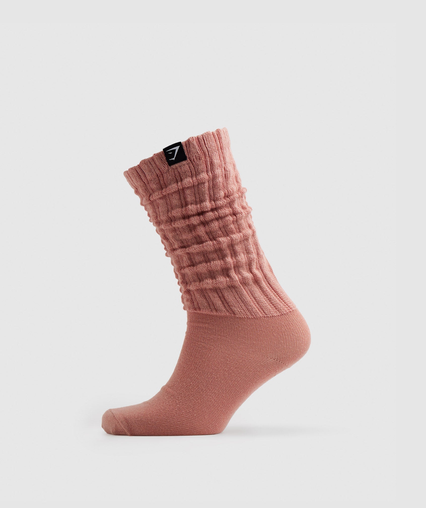 gymshark-comfy-rest-day-socks-hazy-pink-ss23