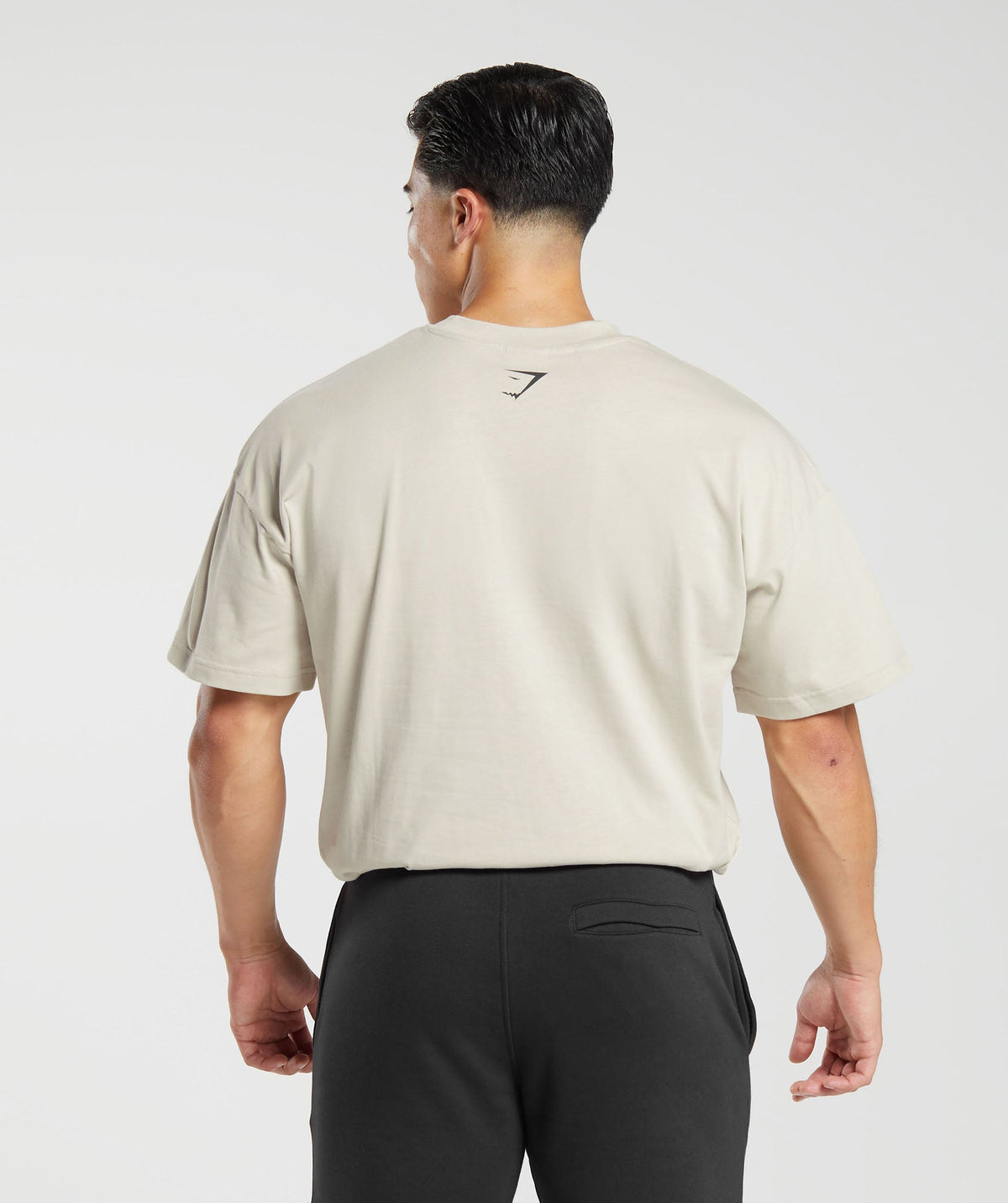 gymshark-committed-to-the-craft-t-shirt-pebble-grey-aw23