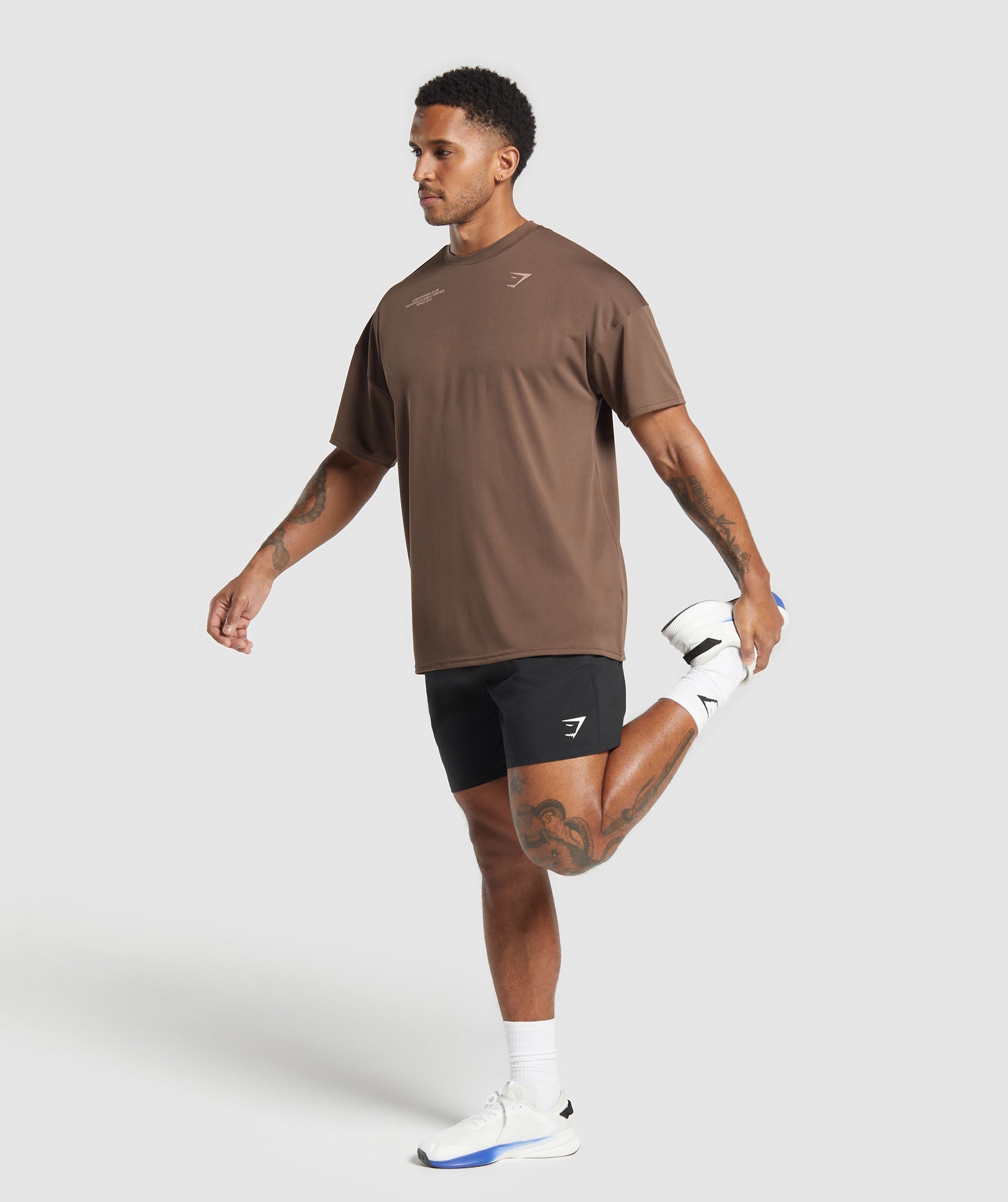 gymshark-conditioning-club-oversized-t-shirt-walnut-brown-ss25