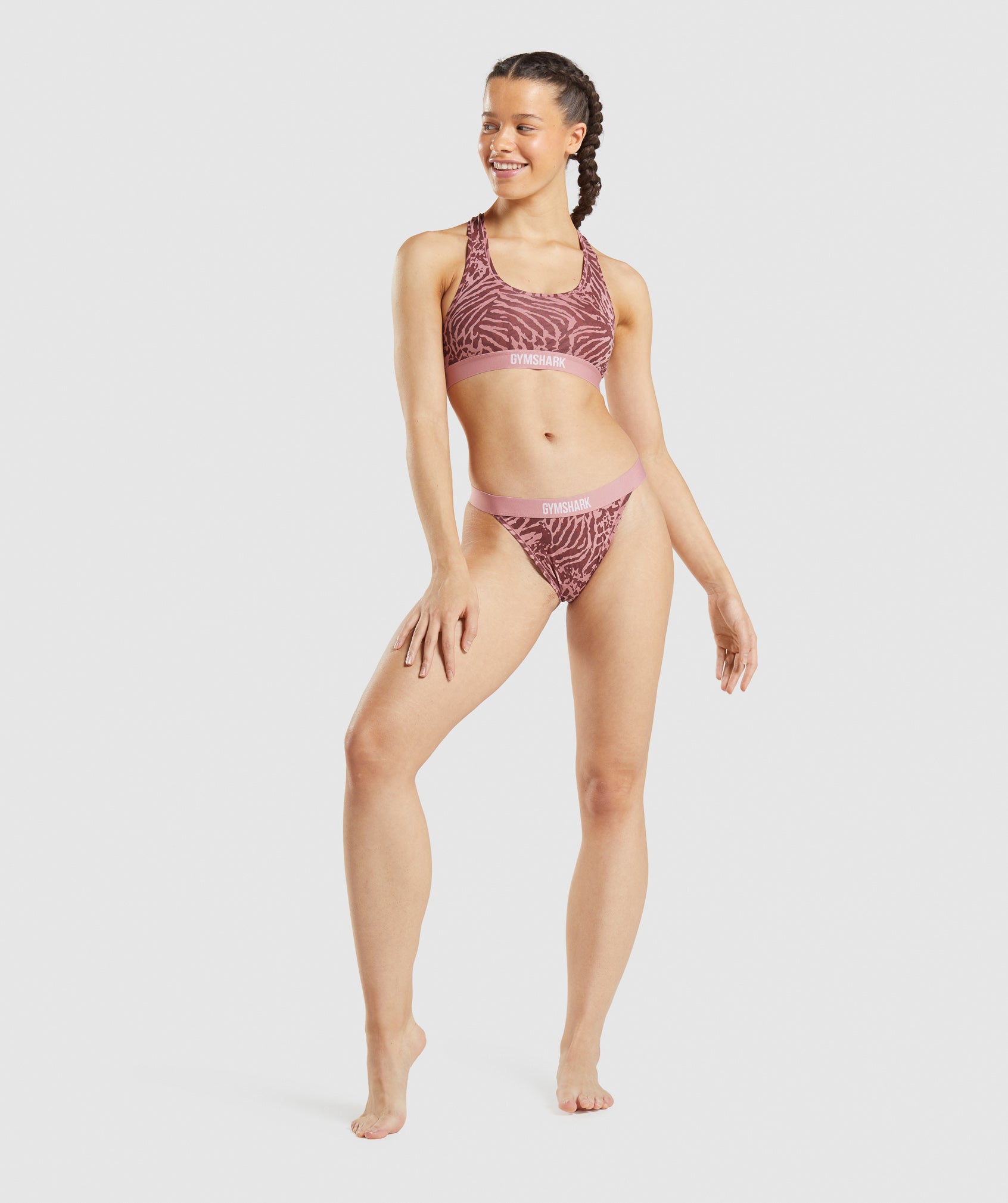 gymshark-cotton-bralette-alice-pink-ss22