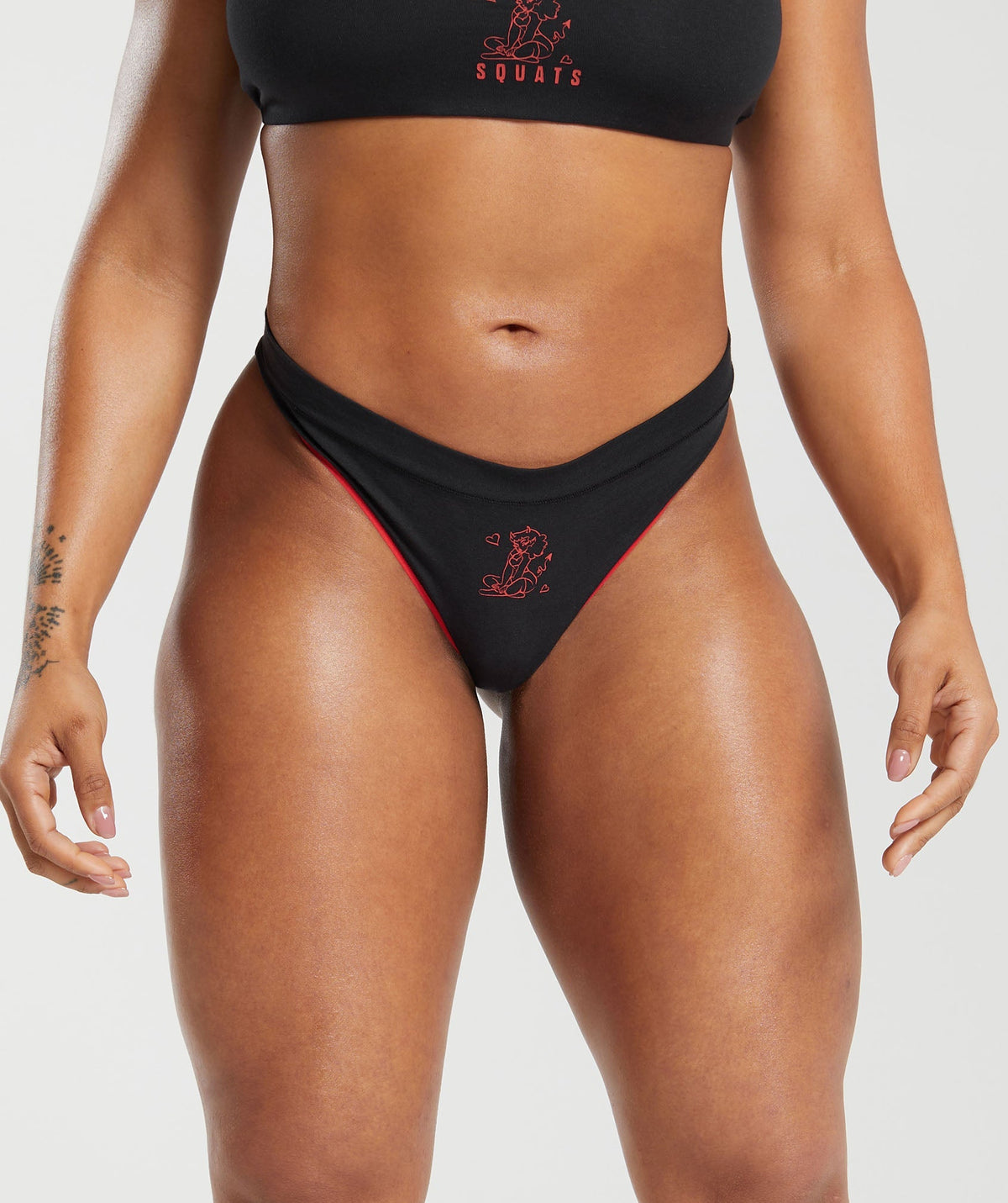 gymshark-cotton-graphic-thong-black-ss24
