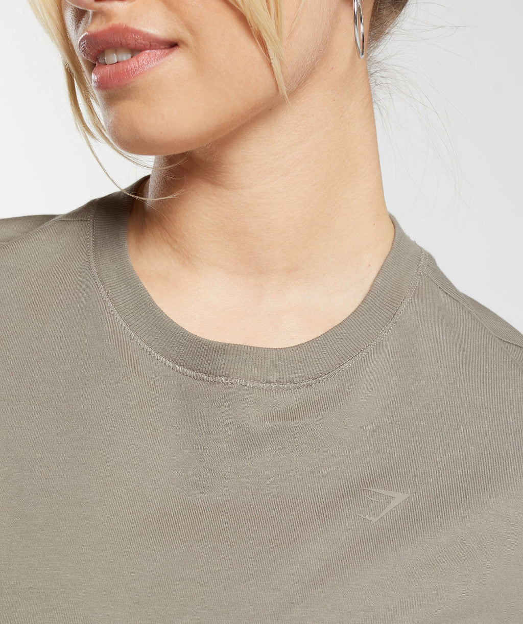 gymshark-cotton-oversized-long-sleeve-top-linen-brown-ss24