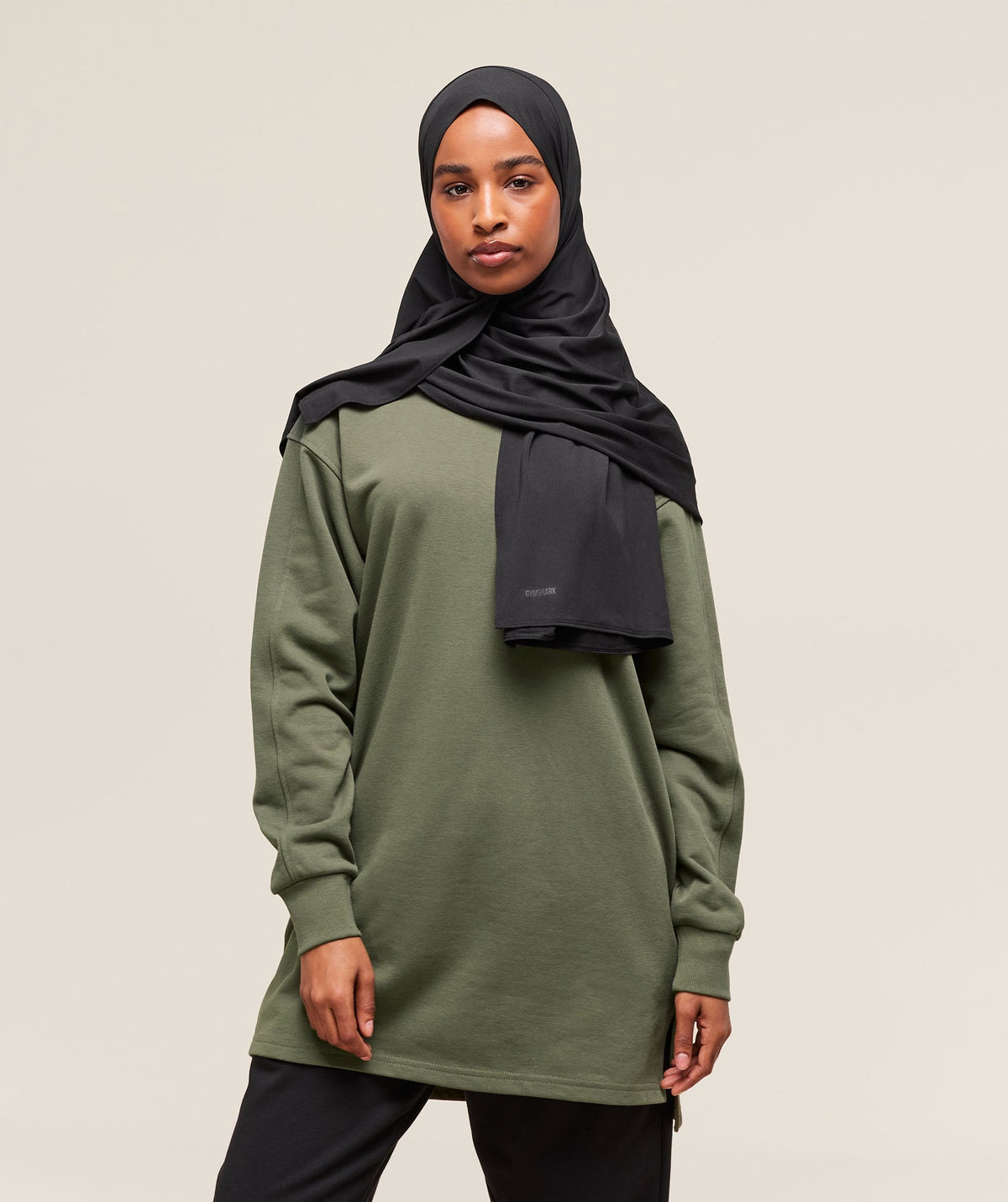 gymshark-covered-pullover-core-olive-ss25