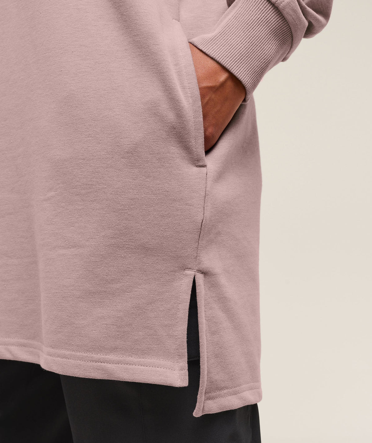 gymshark-covered-pullover-pullovers-purple-ss25