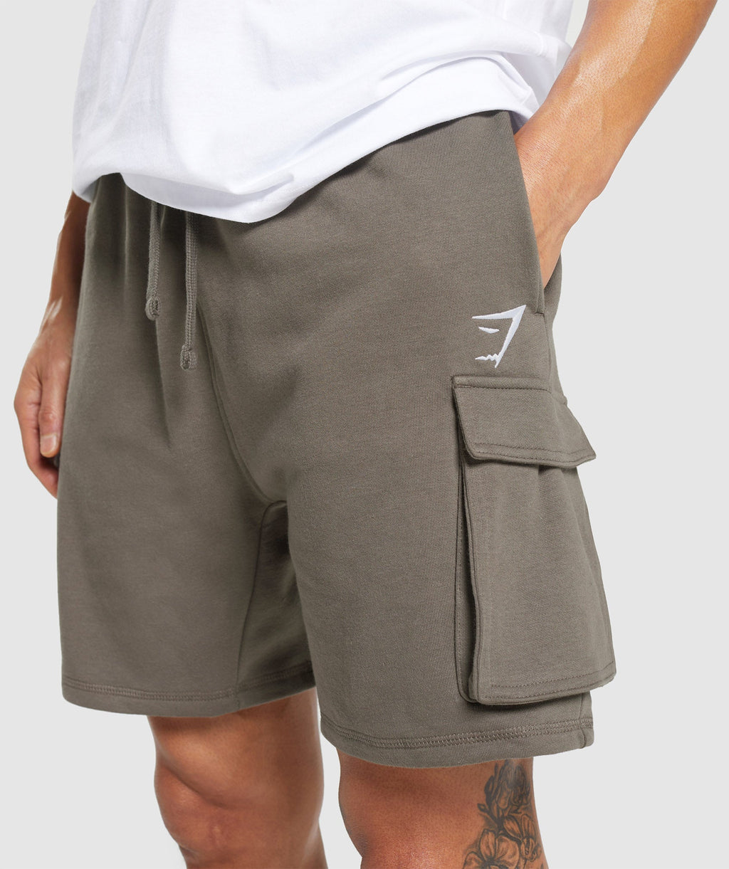 gymshark-crest-cargo-shorts-camo-brown-ss24