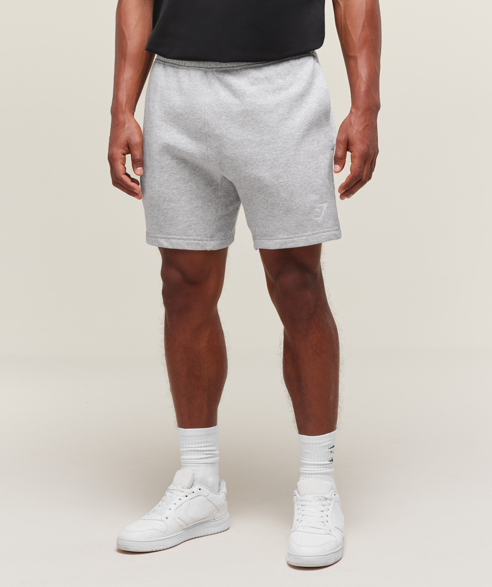 gymshark-crest-7-shorts-light-grey-marl-aw22