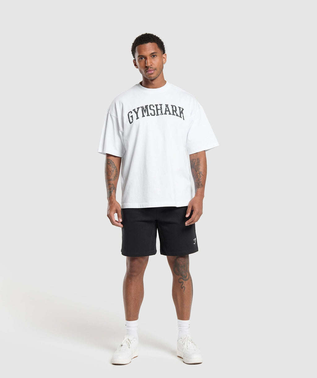 gymshark-crest-9-shorts-black-ss24