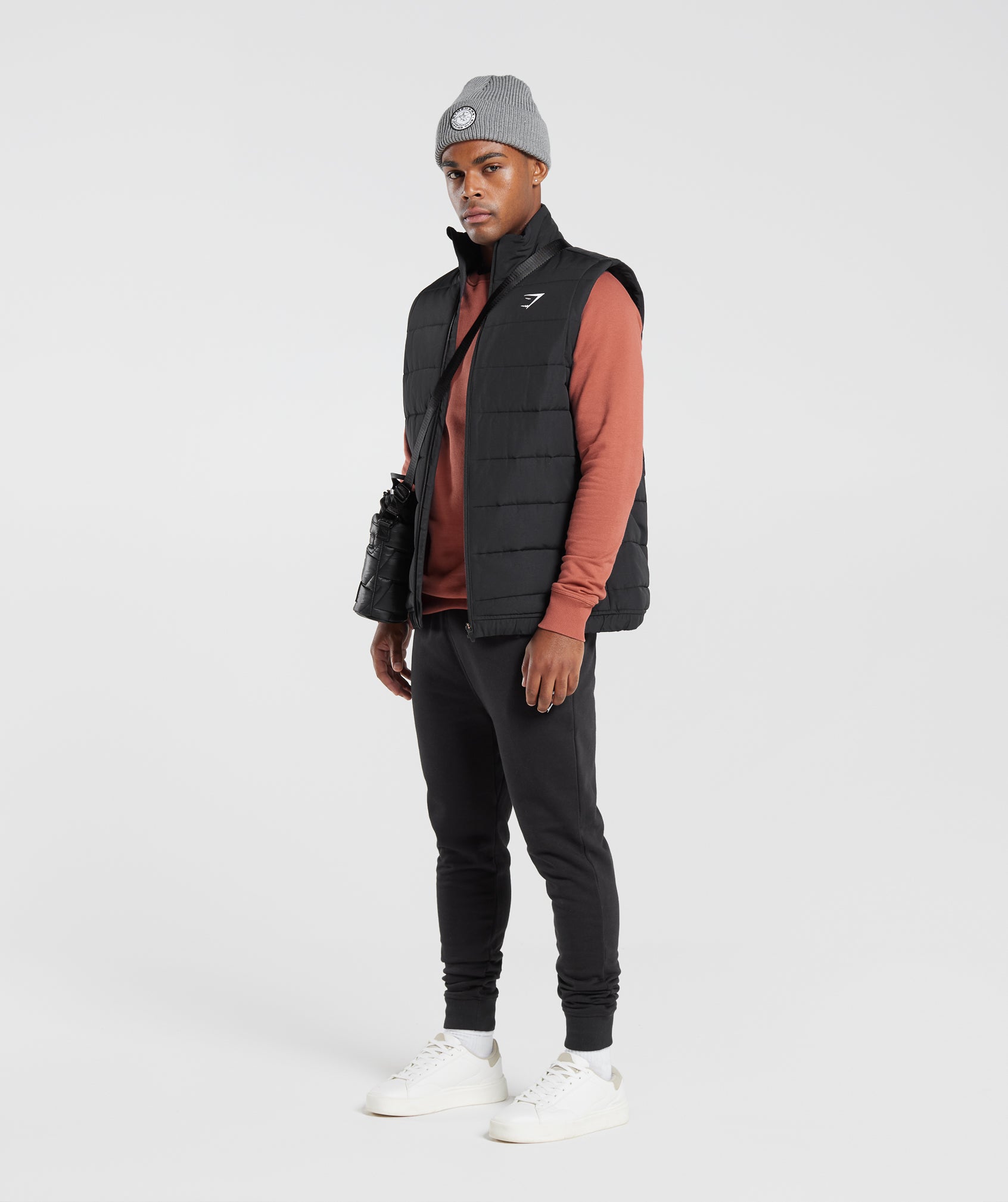 gymshark-crest-sweatshirt-persimmon-red-ss23