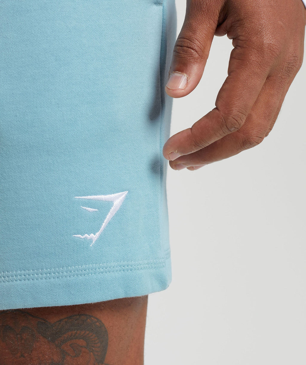 gymshark-crest-7-shorts-iceberg-blue-ss23