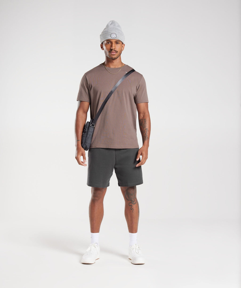 gymshark-crest-t-shirt-truffle-brown-ss23