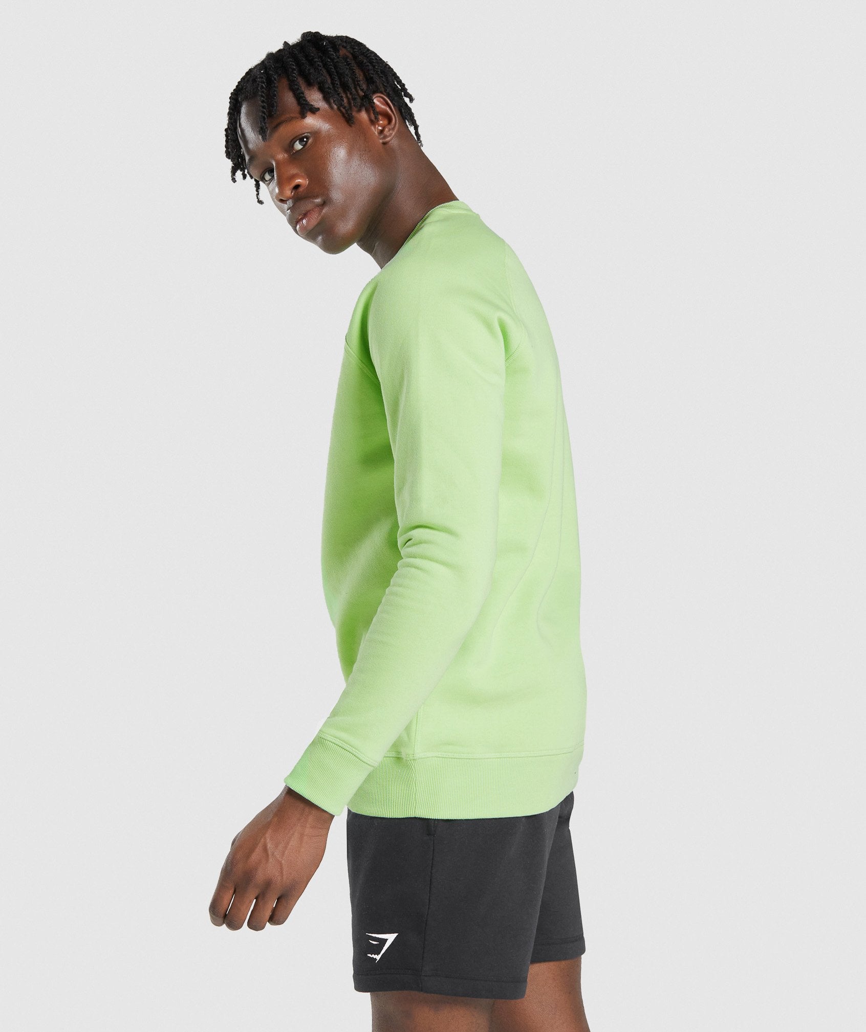 gymshark-crest-sweatshirt-green