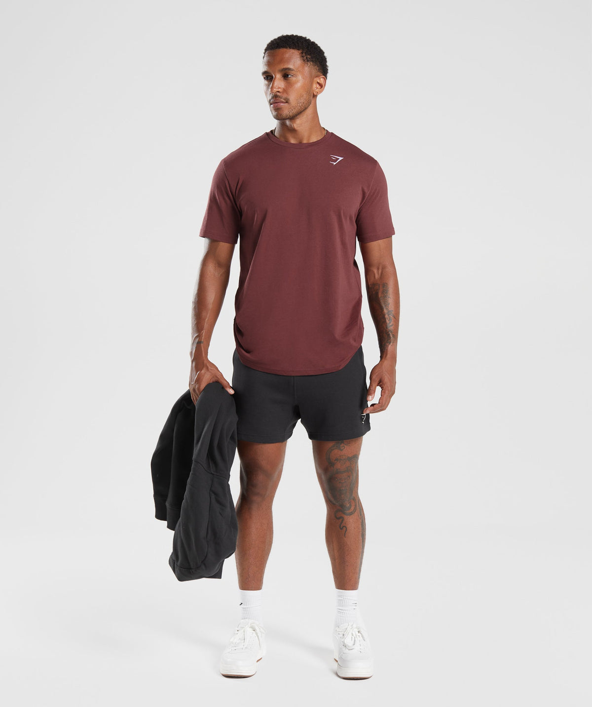 gymshark-crest-t-shirt-washed-burgundy-aw23