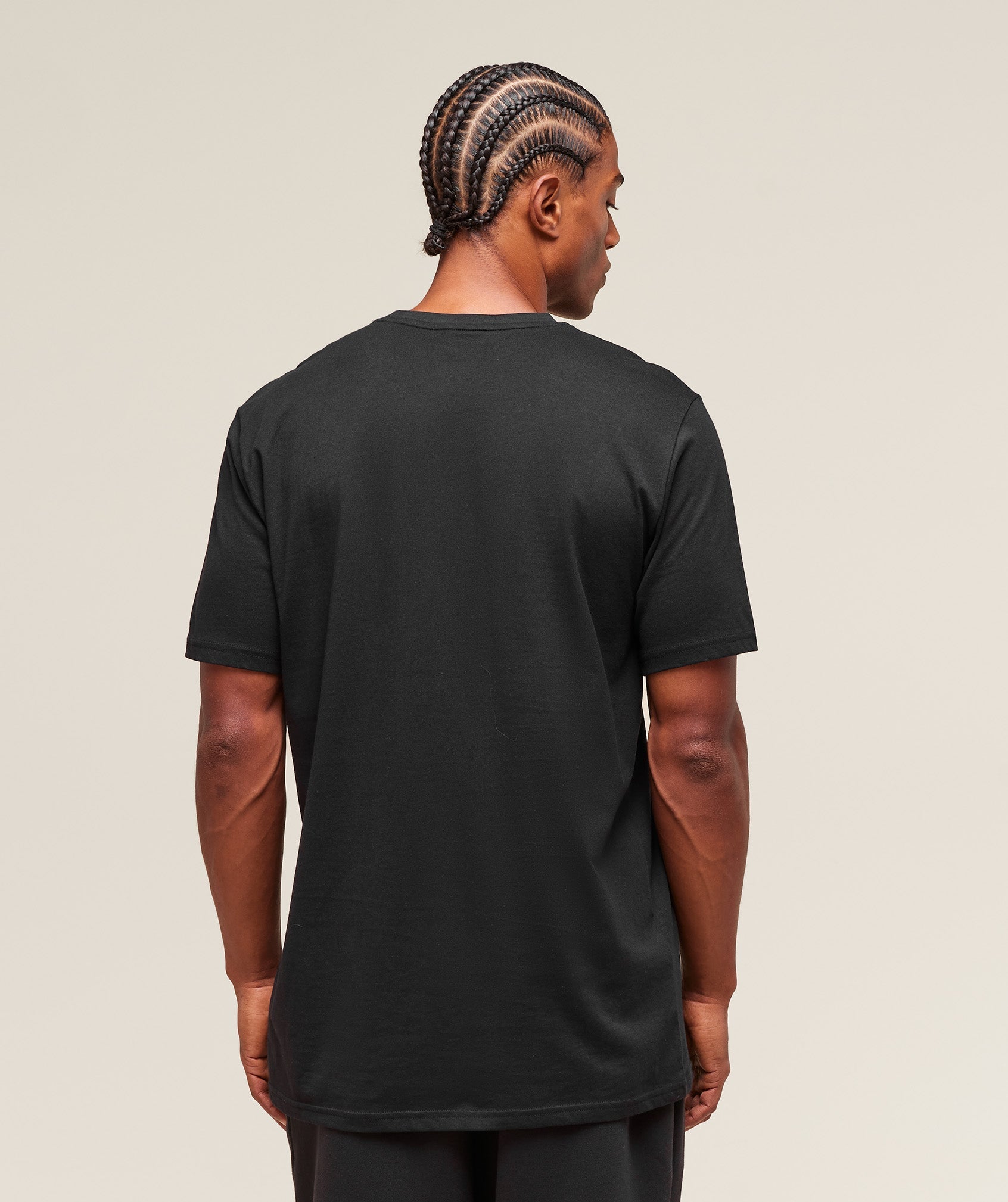 gymshark-crest-t-shirt-tall-black-ss25