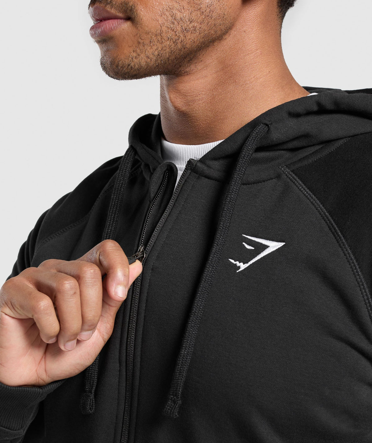 gymshark-crest-zip-up-hoodie-black-ss22