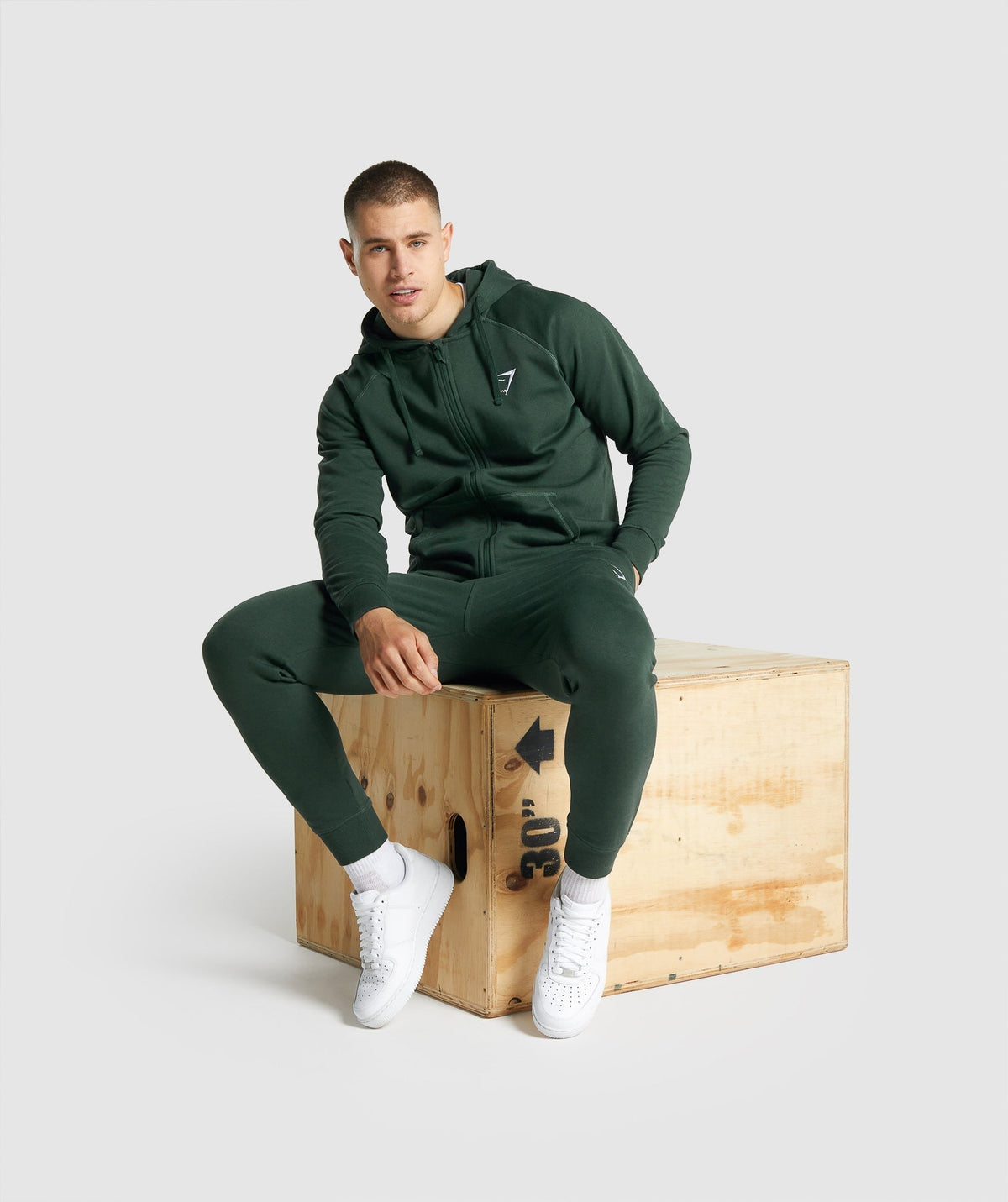 gymshark-crest-zip-up-hoodie-dark-green-gsaw21