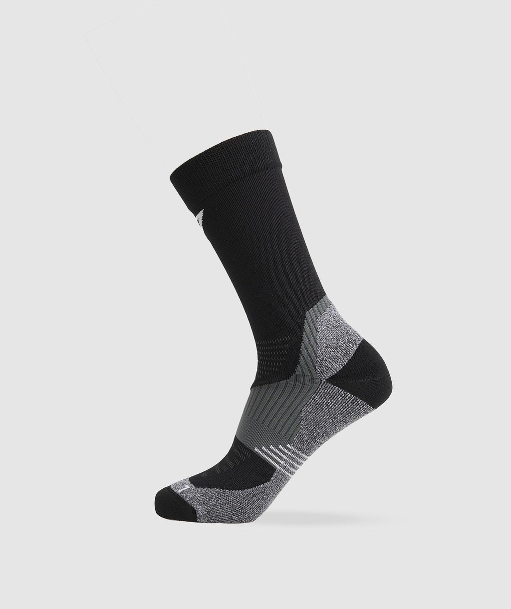 gymshark-crew-performance-socks-black