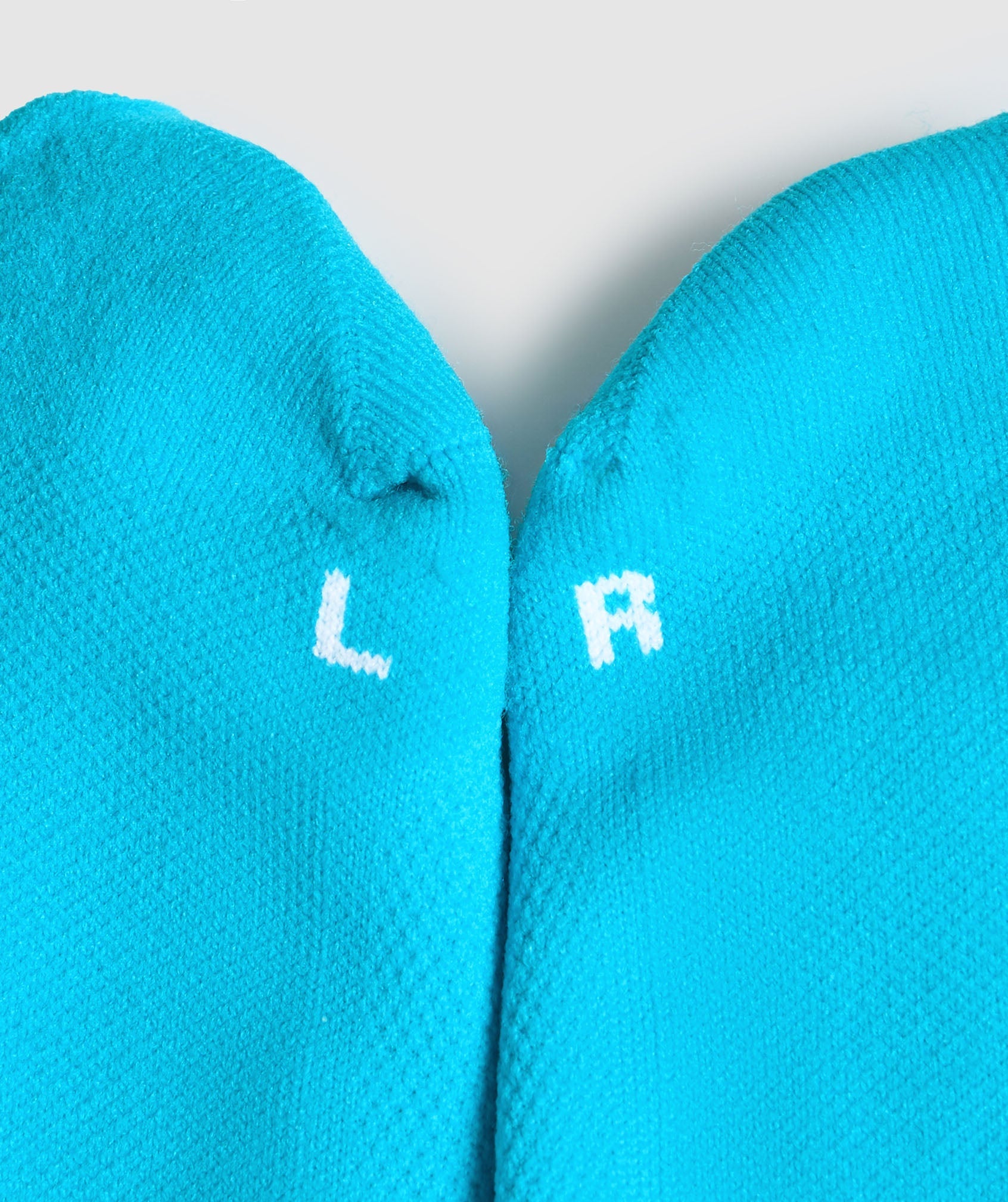 gymshark-crew-running-socks-socks-blue-ss25