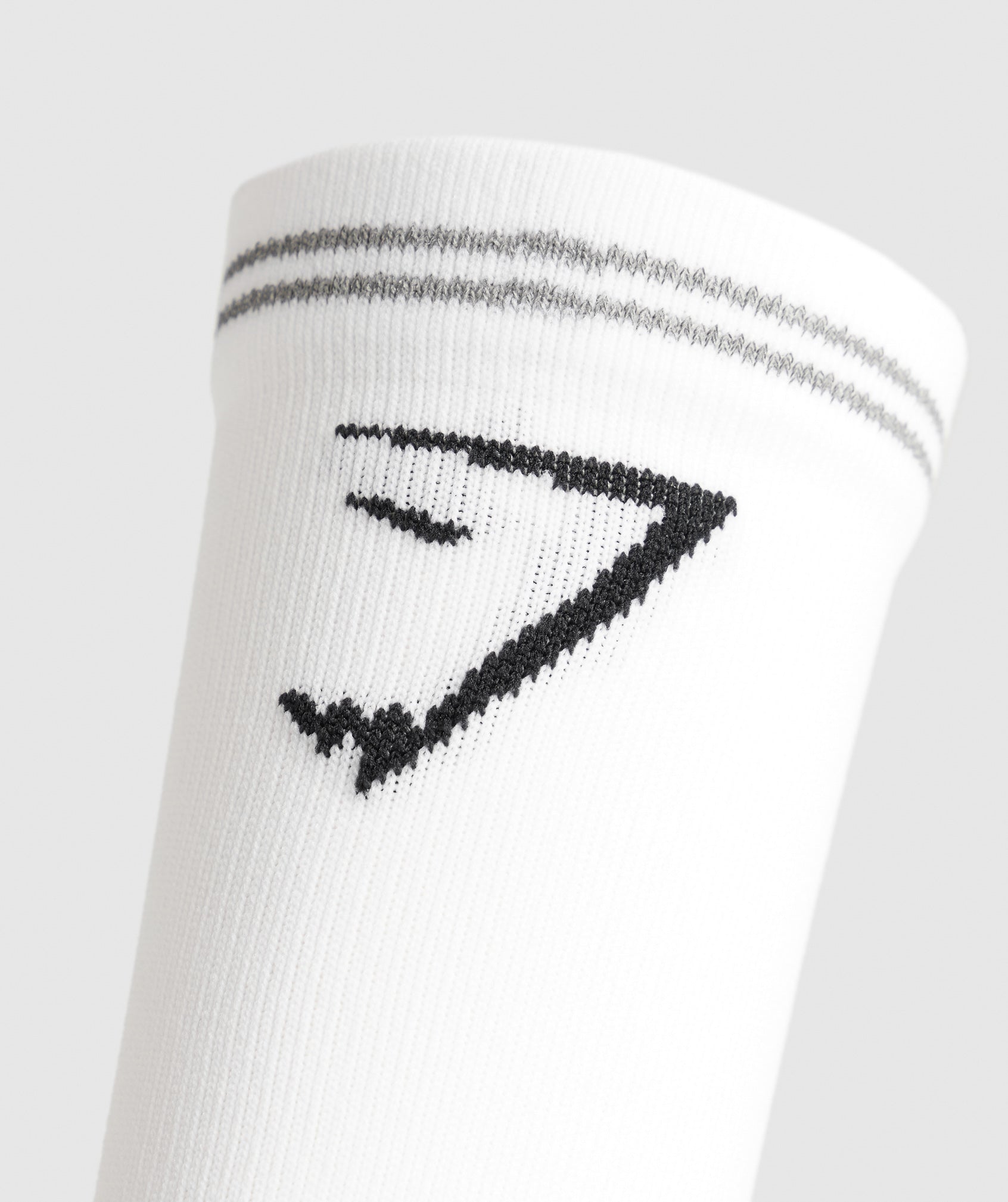 gymshark-crew-running-socks-white-aw24