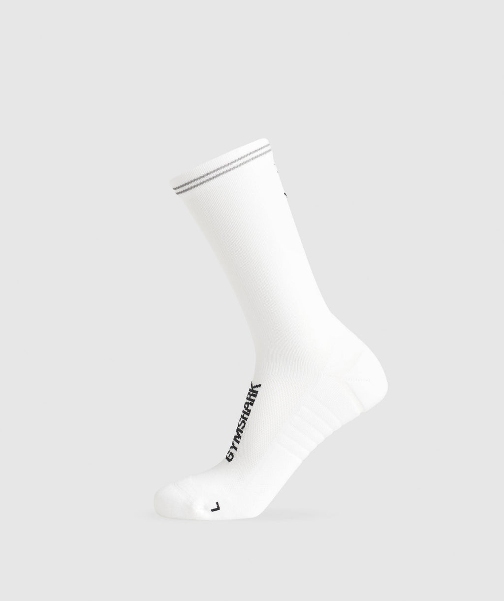 gymshark-crew-running-socks-white-aw24