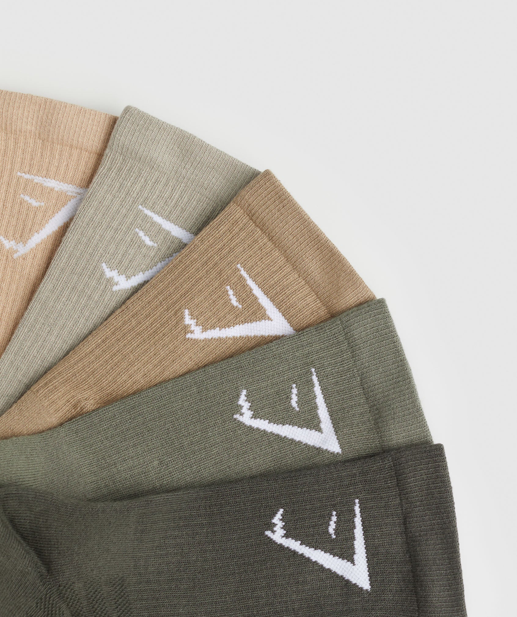 gymshark-crew-socks-5pk-vanilla-beige-chalk-green-troop-green-base-green-strength-green-ss24