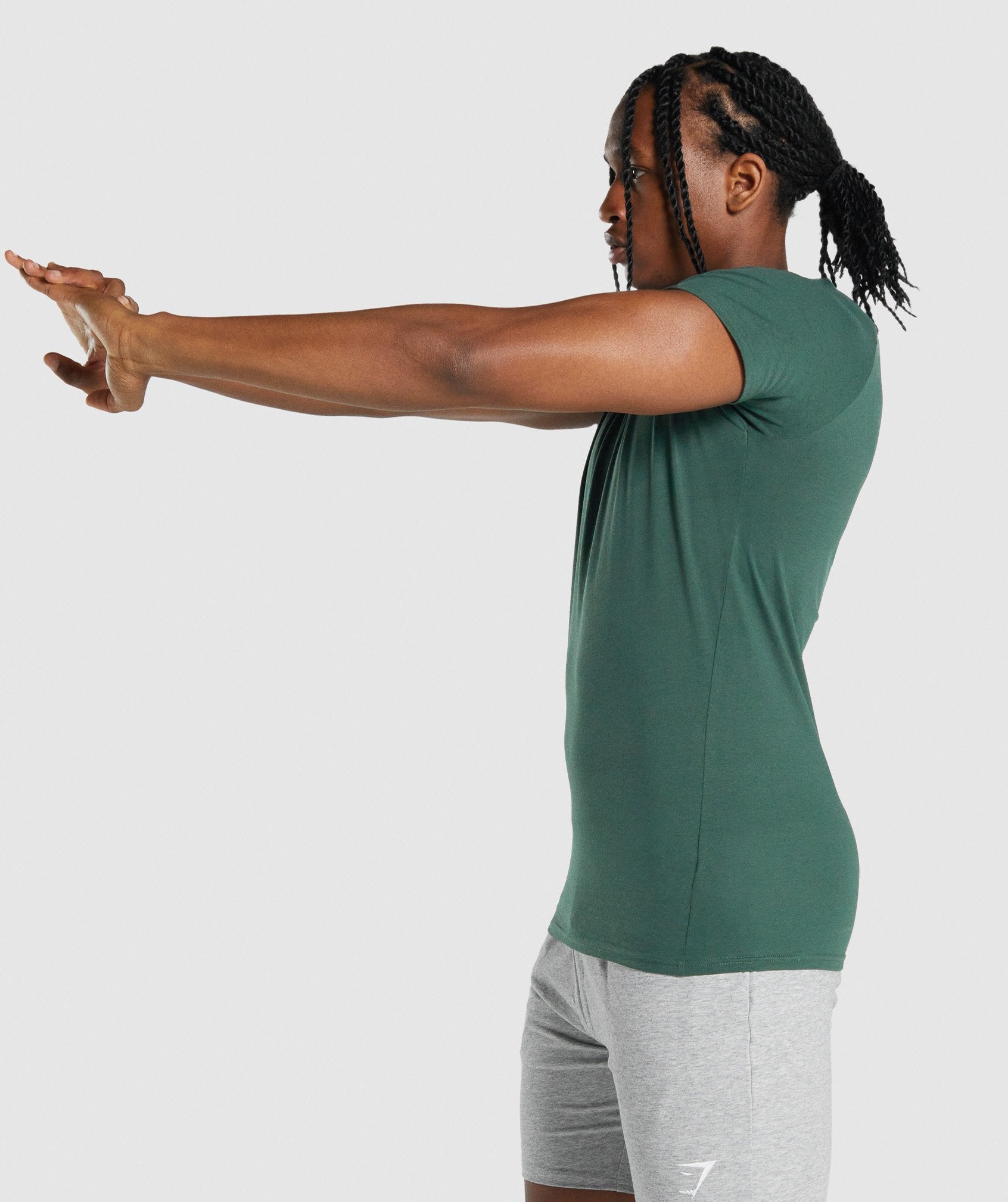 gymshark-critical-muscle-fit-t-shirt-dark-green-aw21