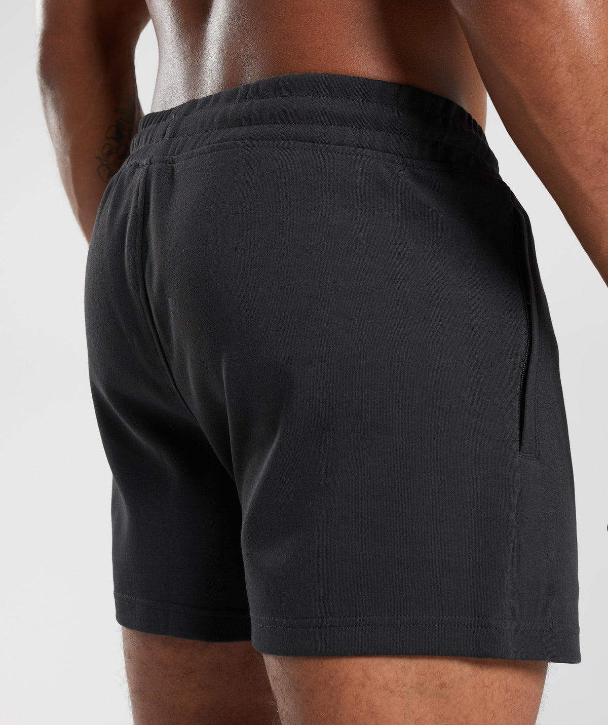 gymshark-react-5-short-black-ss23