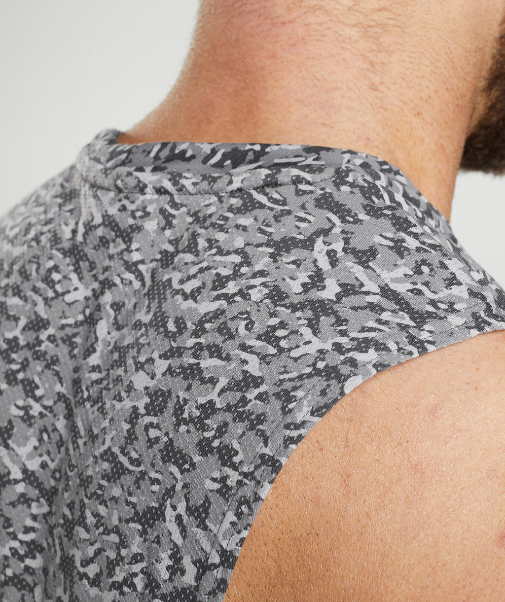 gymshark-react-drop-arm-tank-onyx-grey-ss23