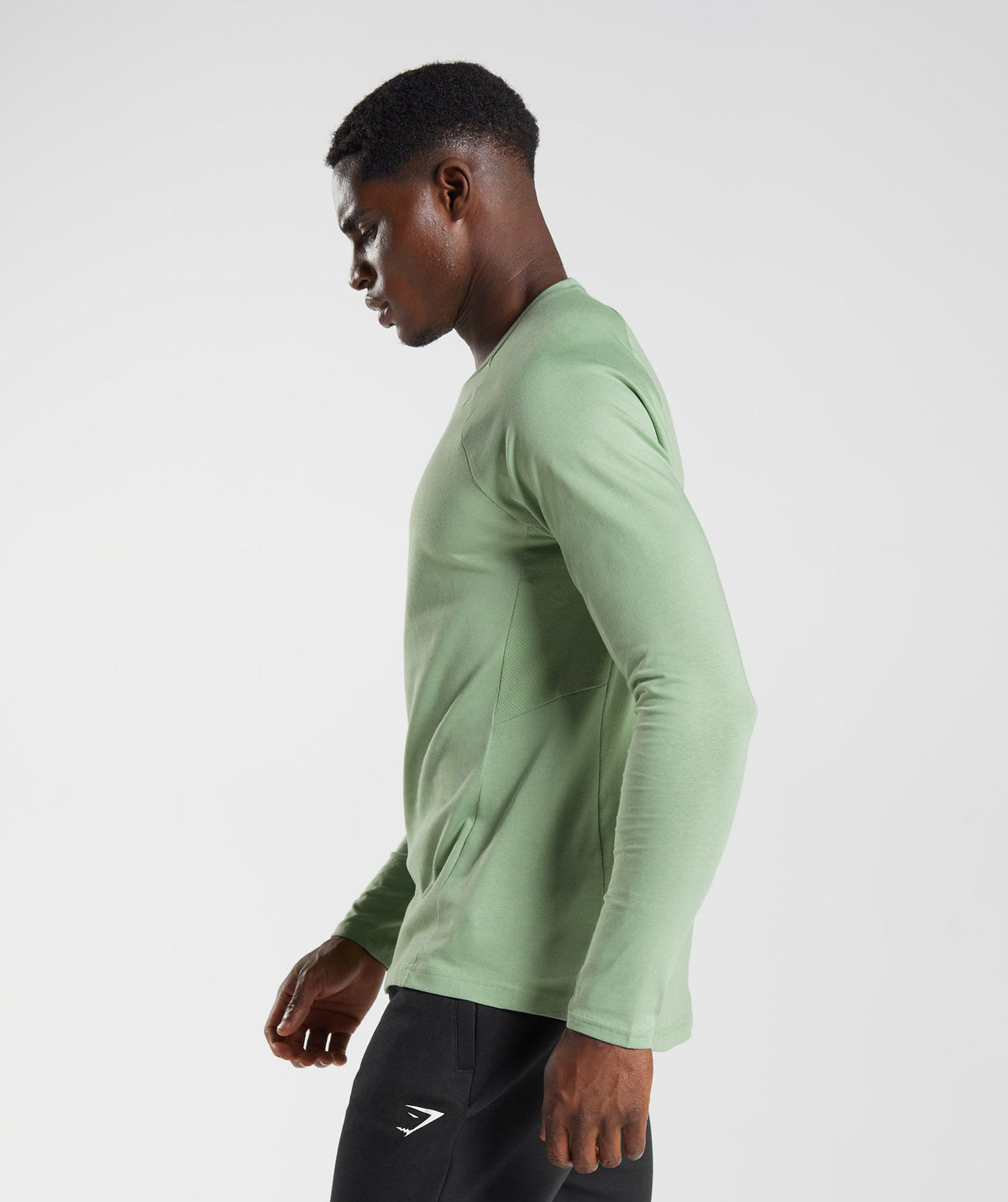gymshark-react-long-sleeve-top-tea-green-aw22