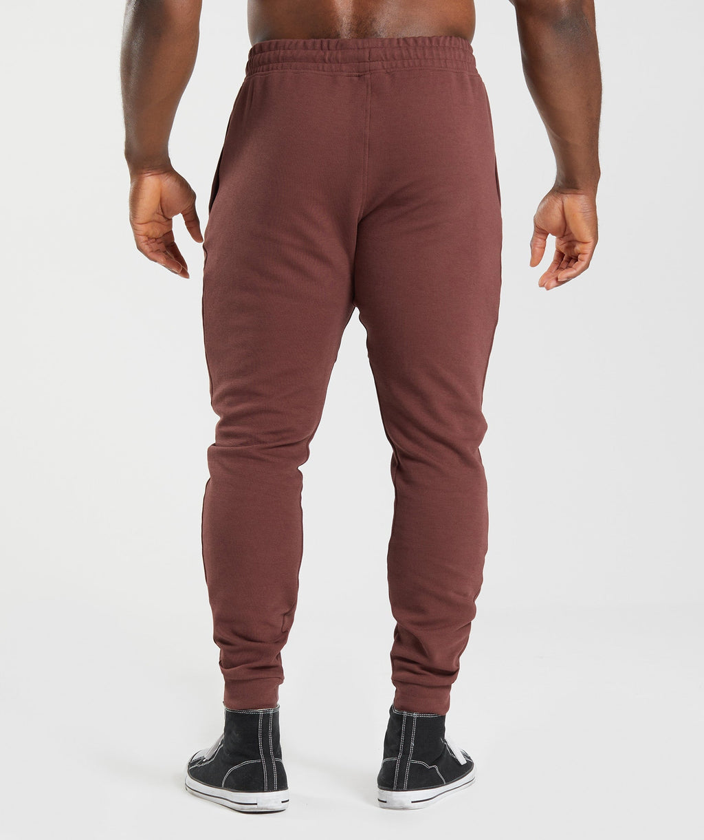 gymshark-react-joggers-cherry-brown-aw22