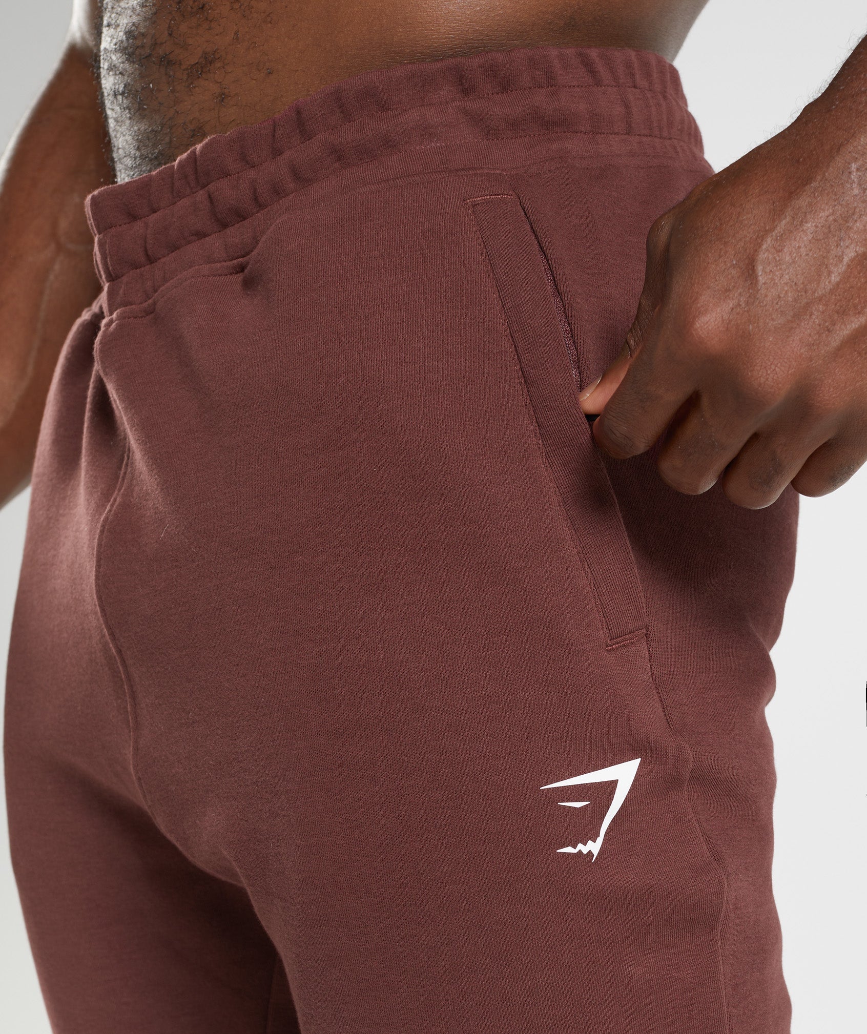 gymshark-react-joggers-cherry-brown-aw22