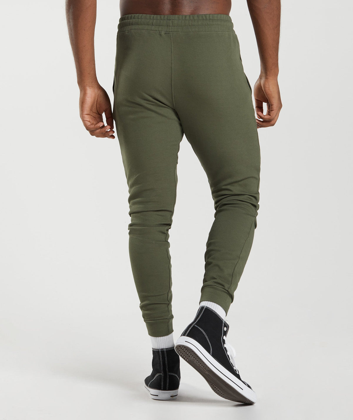 gymshark-react-joggers-core-olive-aw22