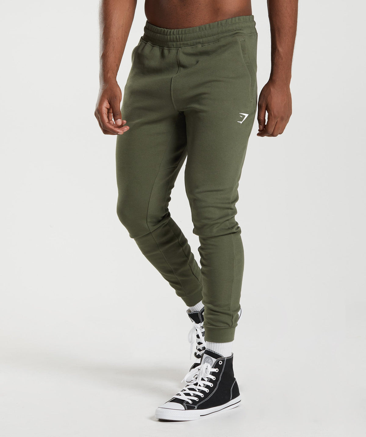 gymshark-react-joggers-core-olive-aw22