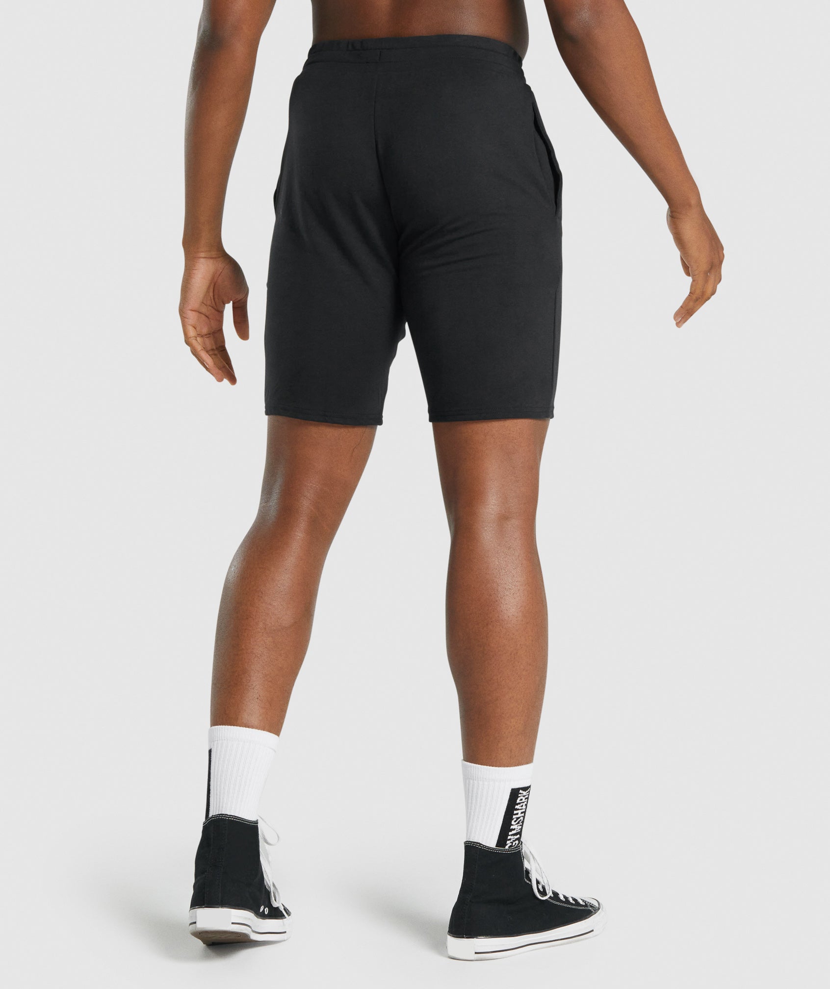 gymshark-critical-9-shorts-black-aw21