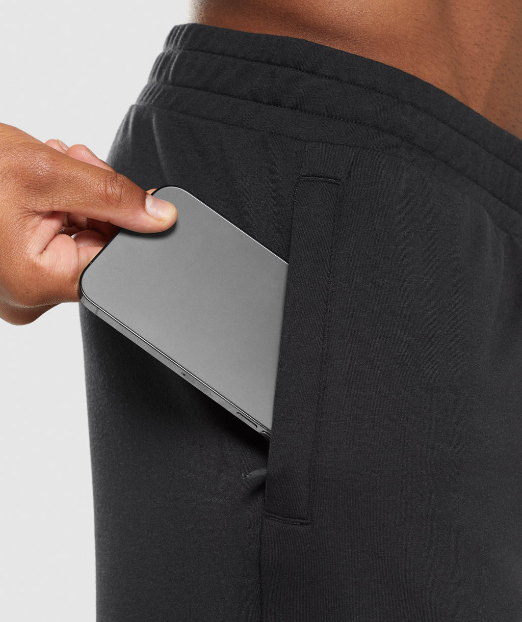 gymshark-critical-9-short-black-ss22