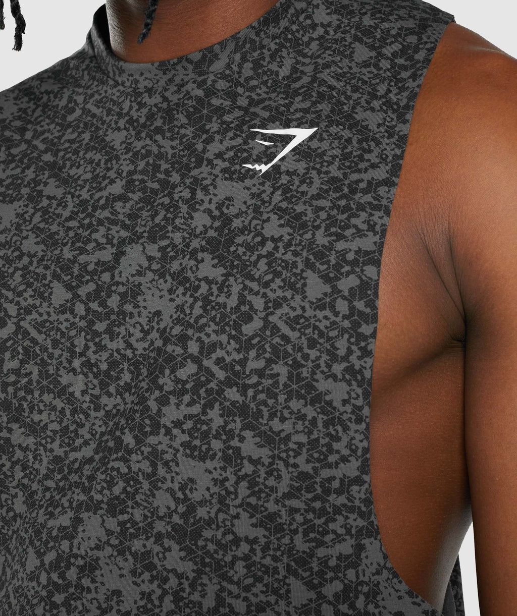 gymshark-critical-drop-arm-tank-charcoal-print-aw21