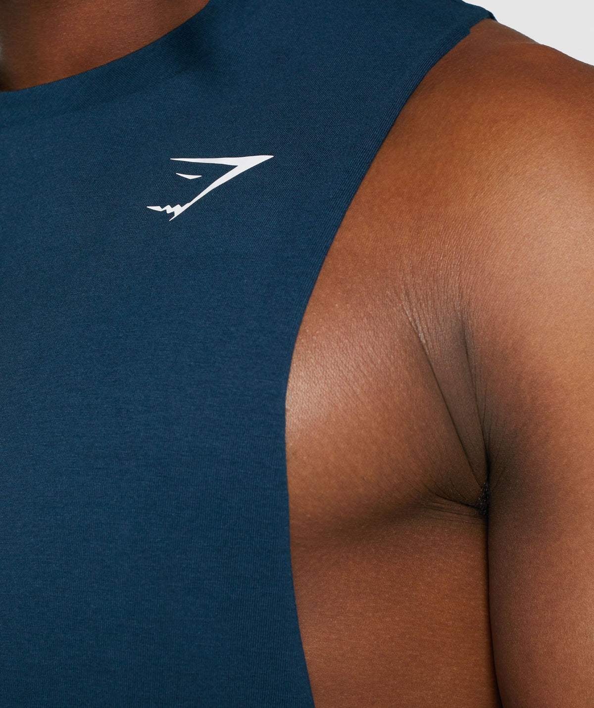 gymshark-critical-drop-arm-tank-navy-aw21