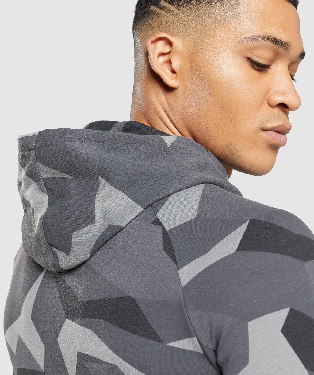 gymshark-critical-hoodie-black-print-ss22