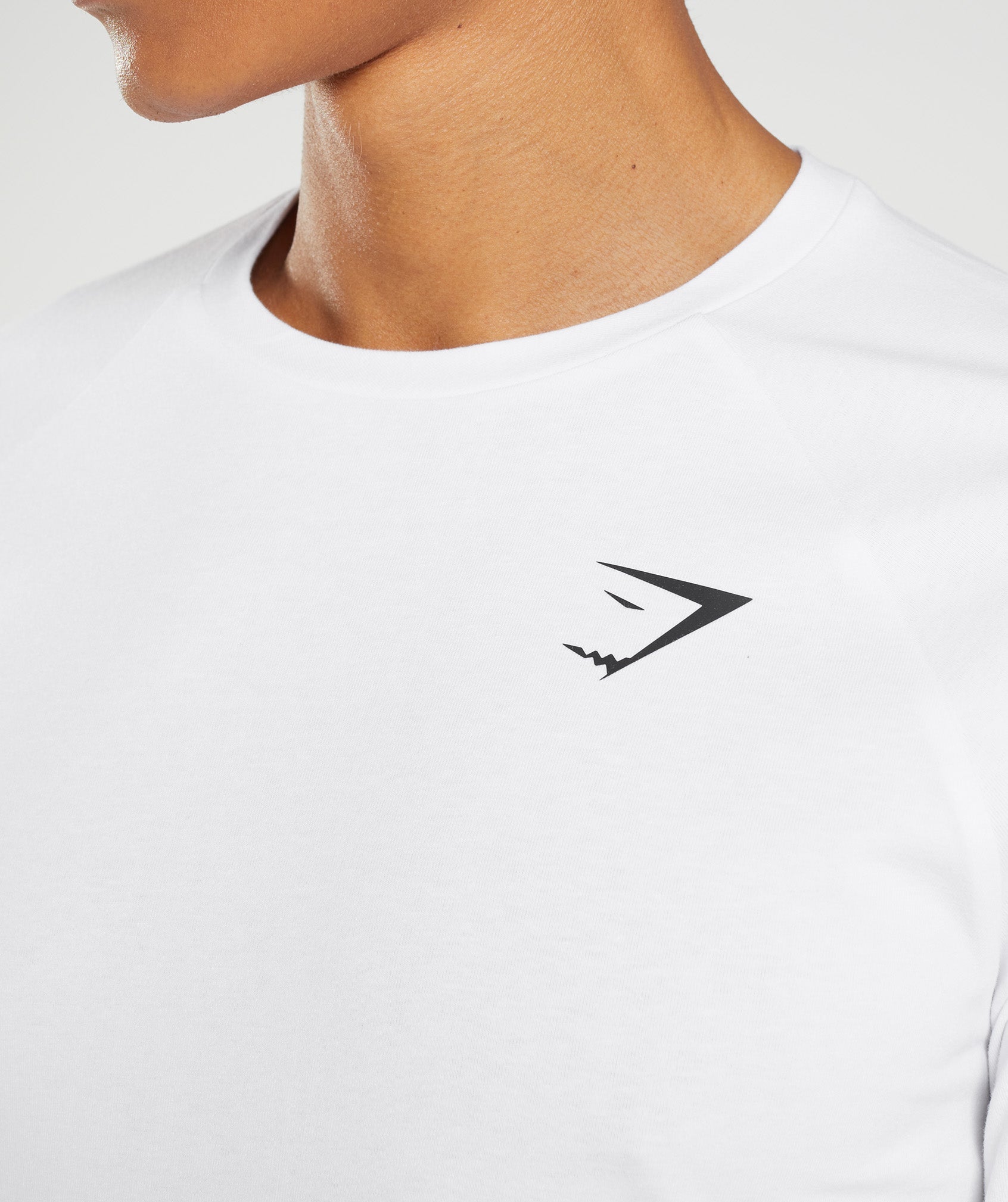 gymshark-critical-long-sleeve-t-shirt-white-ss22