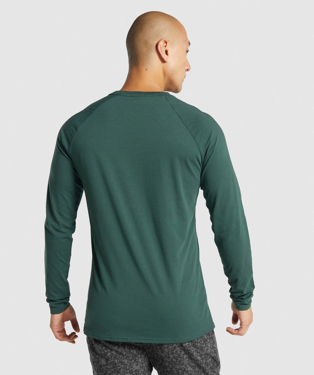 gymshark-critical-long-sleeve-t-shirt-dark-green-aw21