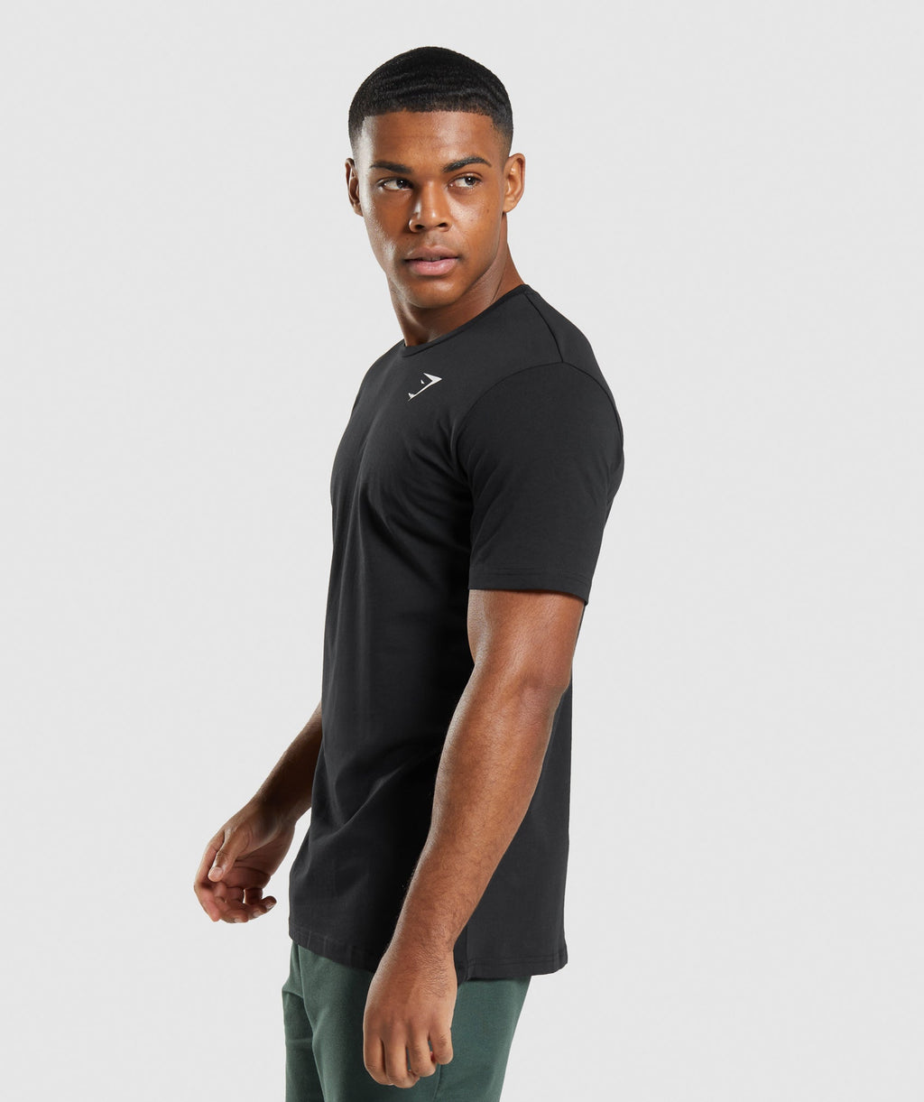 gymshark-critical-t-shirt-black