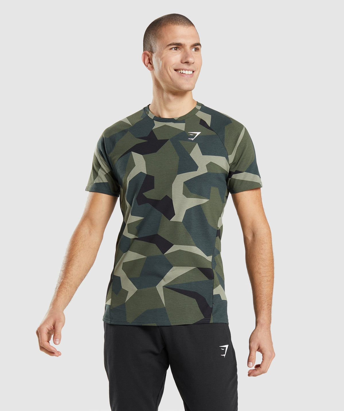 gymshark-critical-t-shirt-green-print-ss22