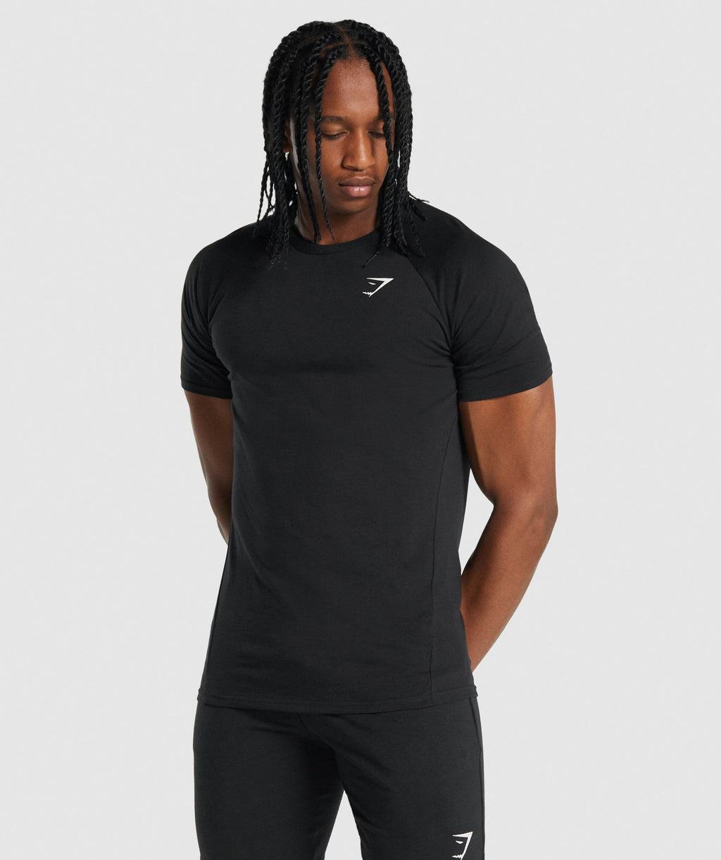 gymshark-critical-t-shirt-black-aw21