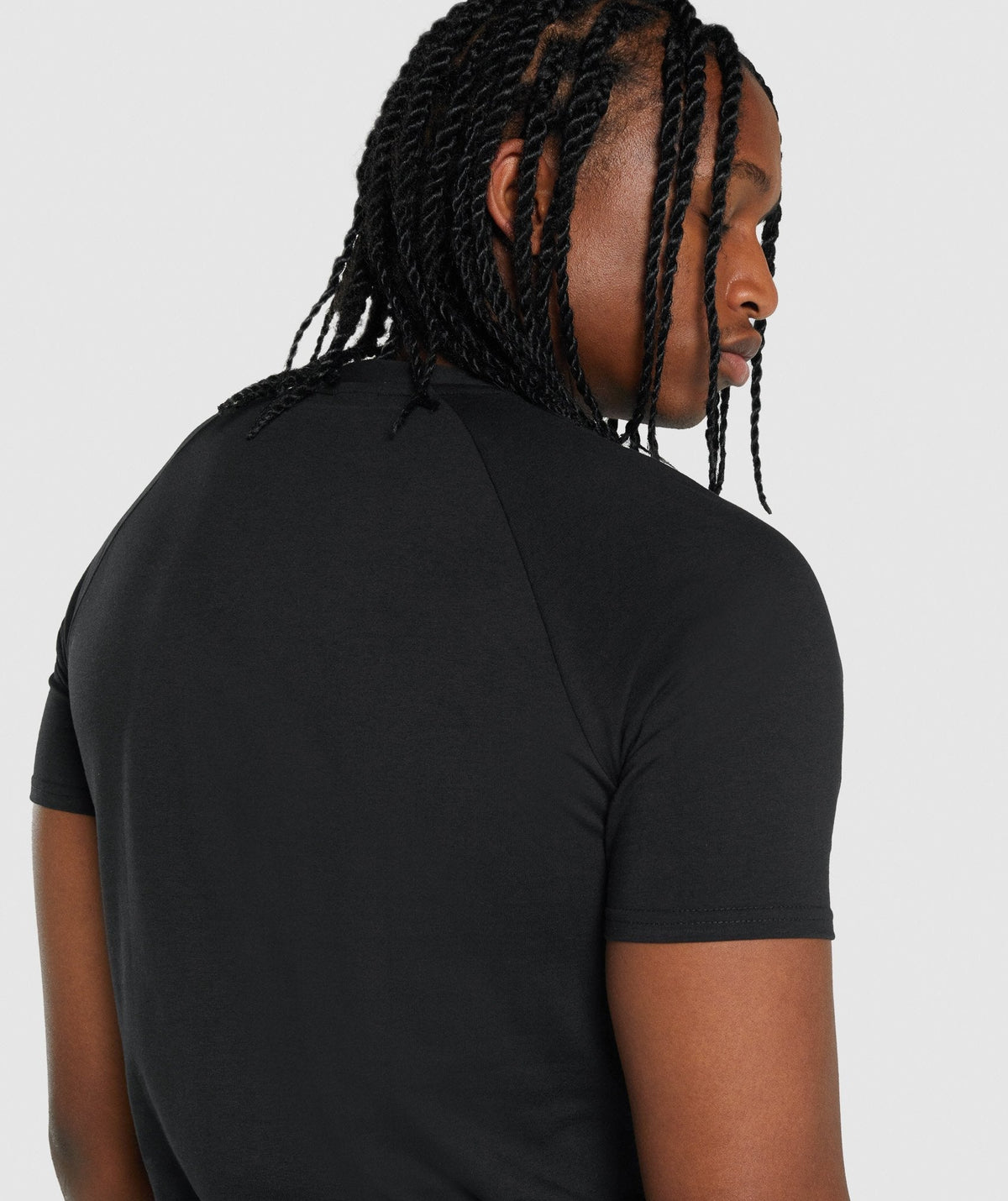 gymshark-critical-t-shirt-black-aw21