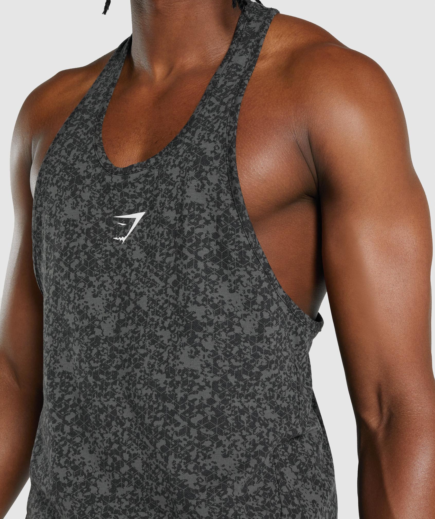 gymshark-critical-stringer-charcoal-print-aw21