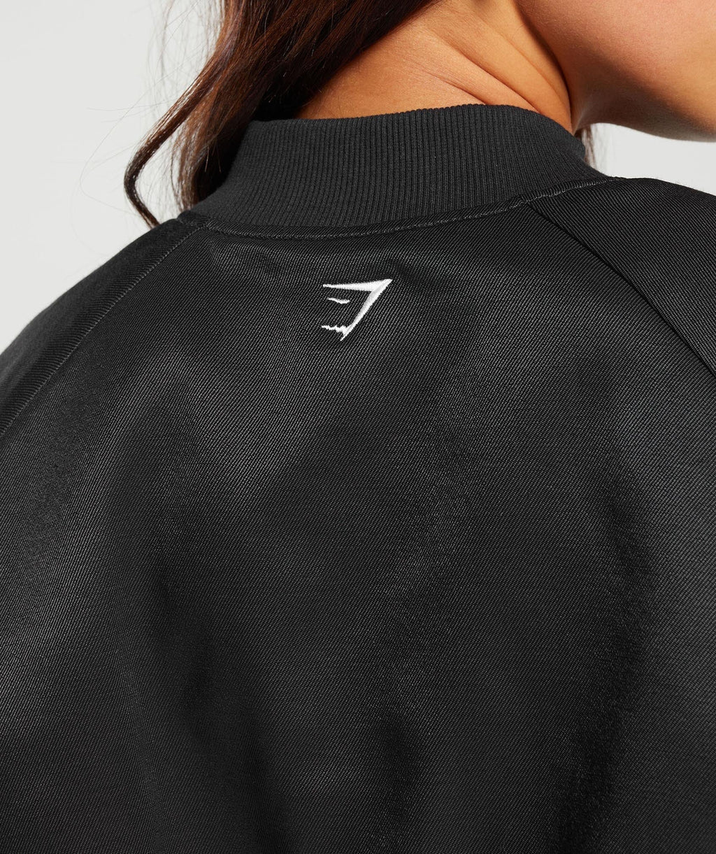 gymshark-cropped-bomber-jacket-black-ss24