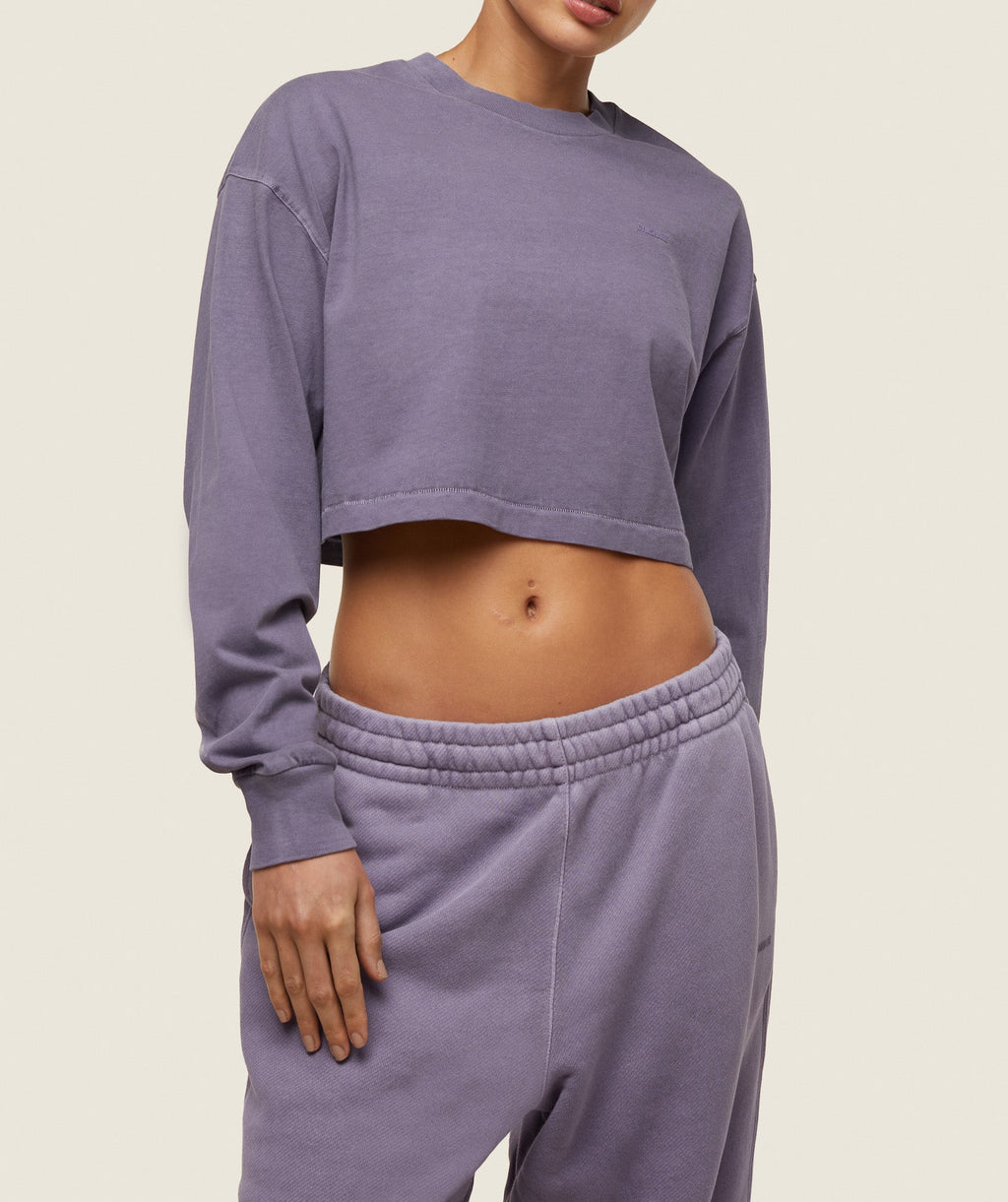 gymshark-everywear-cropped-long-sleeve-tee-fog-purple-ss24