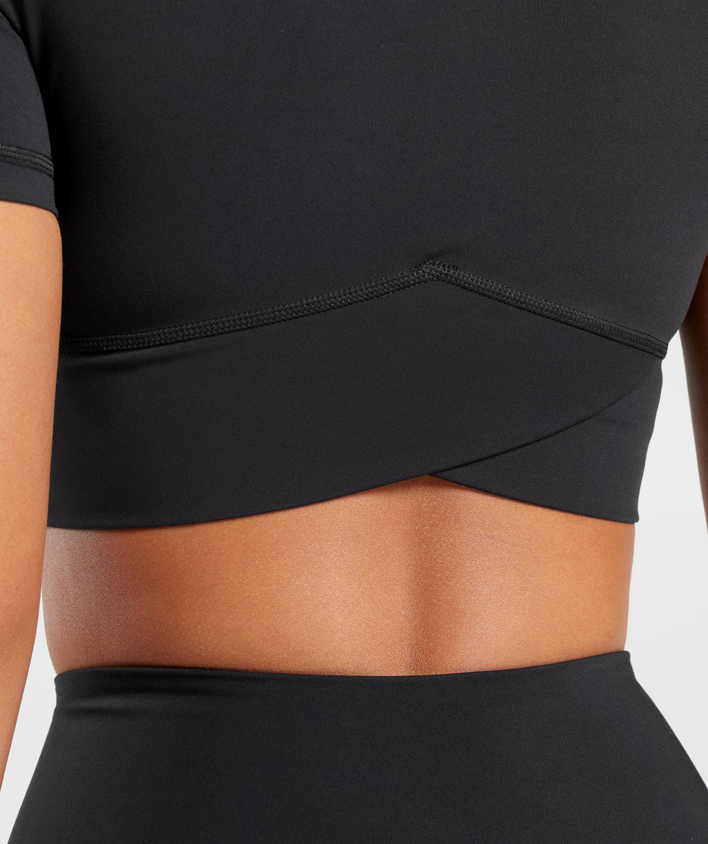gymshark-crossover-crop-top-black-aw23