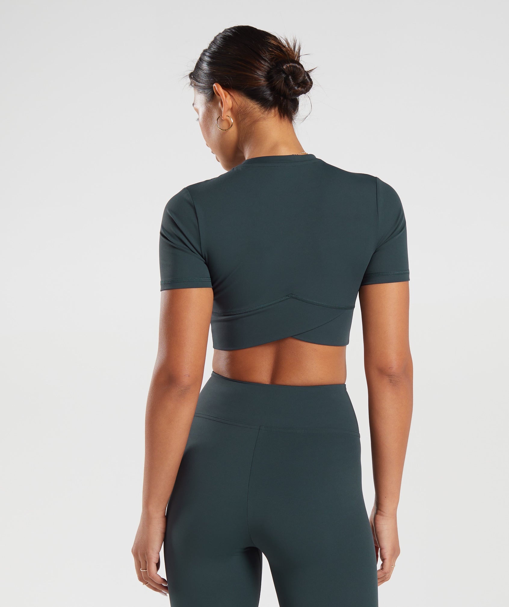 gymshark-crossover-crop-top-darkest-teal-aw23