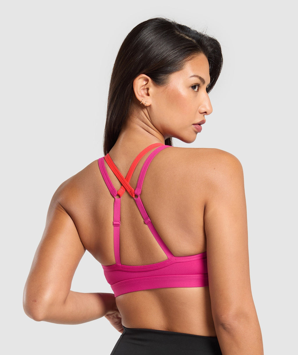 gymshark-double-up-sports-bra-winning-pink-coral-red-ss25